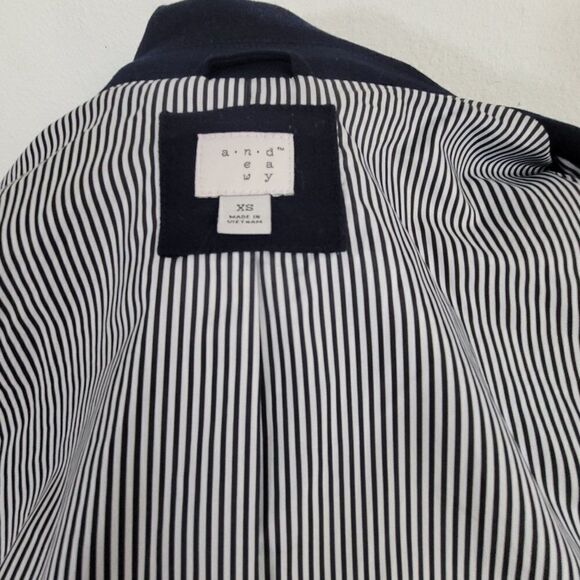 1484  a . n . d  Blue Short Blazer Long Sleeve Size  Small - Picture 6 of 6